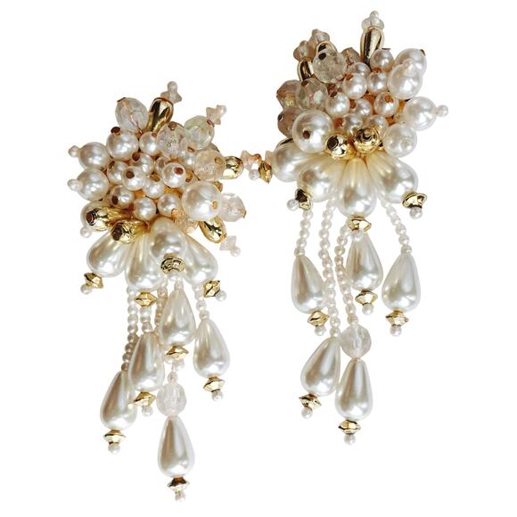 VTG Dangle Earrings Mid Century Gold Tone Faux Pearl AB Clip On 1960s - Picture 1 of 11